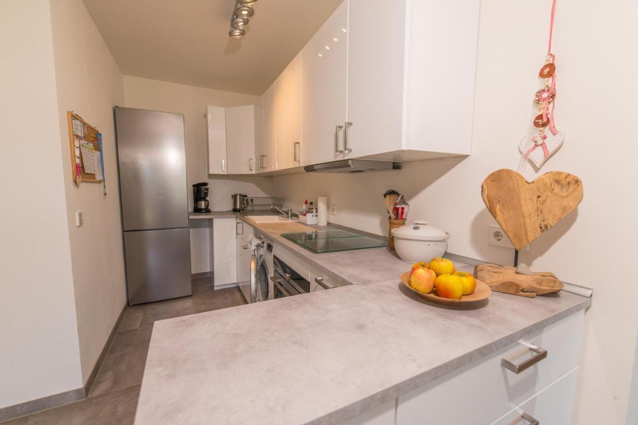 באד טולץ Helle Wohnung Mit Bergblick & Eigener Terrasse מראה חיצוני תמונה