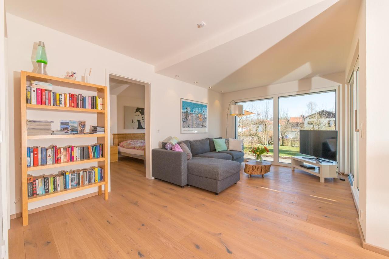 באד טולץ Helle Wohnung Mit Bergblick & Eigener Terrasse מראה חיצוני תמונה