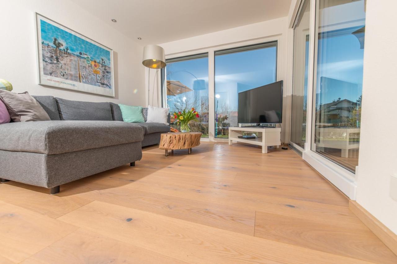 באד טולץ Helle Wohnung Mit Bergblick & Eigener Terrasse מראה חיצוני תמונה