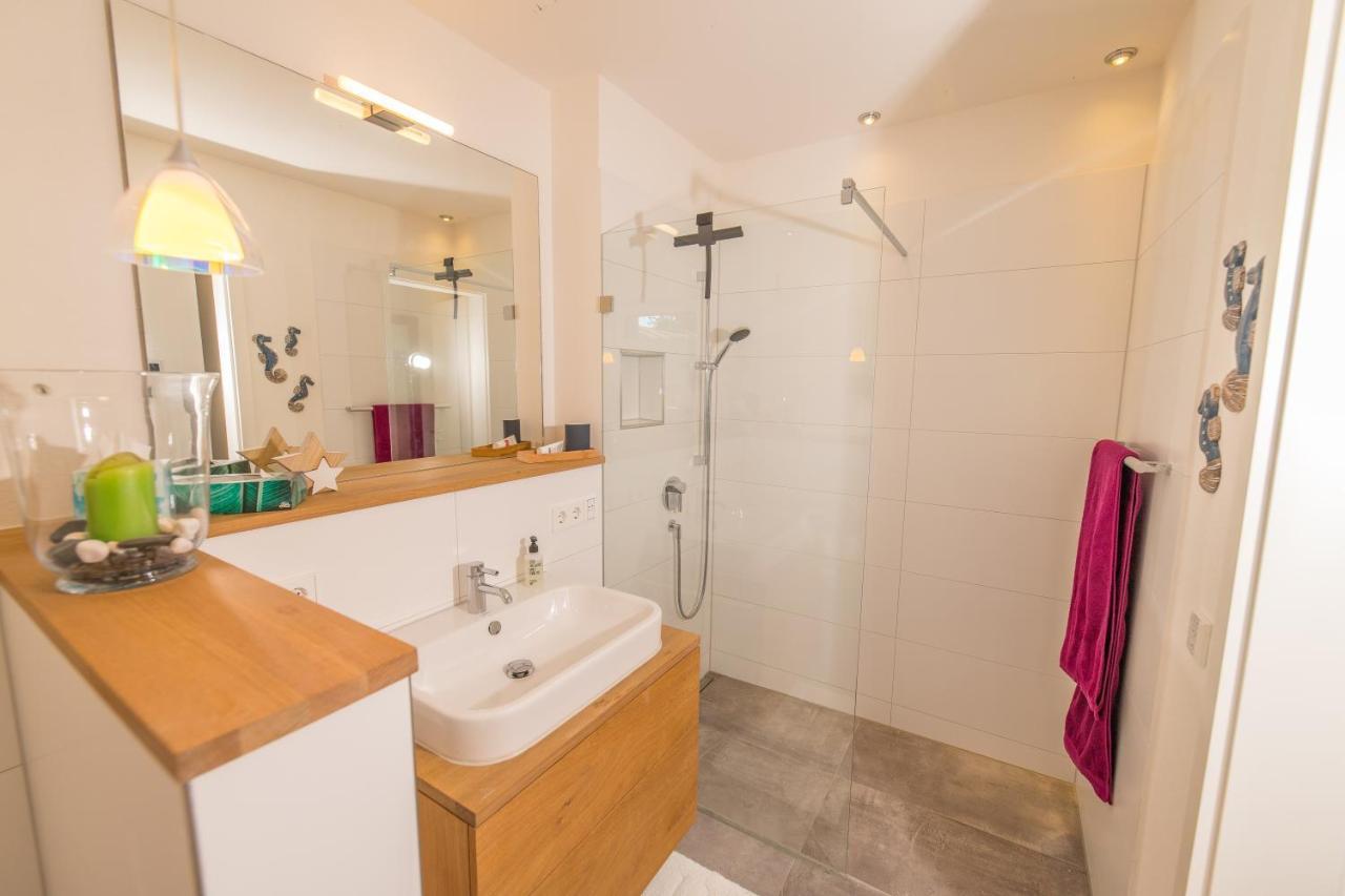 באד טולץ Helle Wohnung Mit Bergblick & Eigener Terrasse מראה חיצוני תמונה